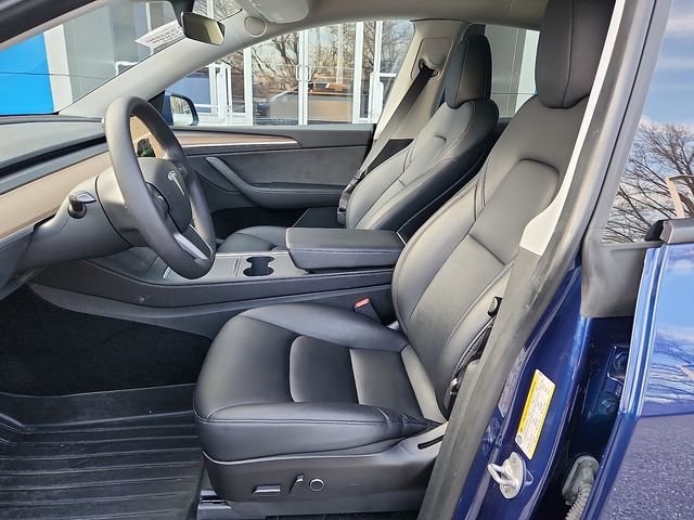 Used 2023 Tesla Model Y Performance image 13