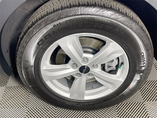 Used 2025 Kia Sorento LX image 31