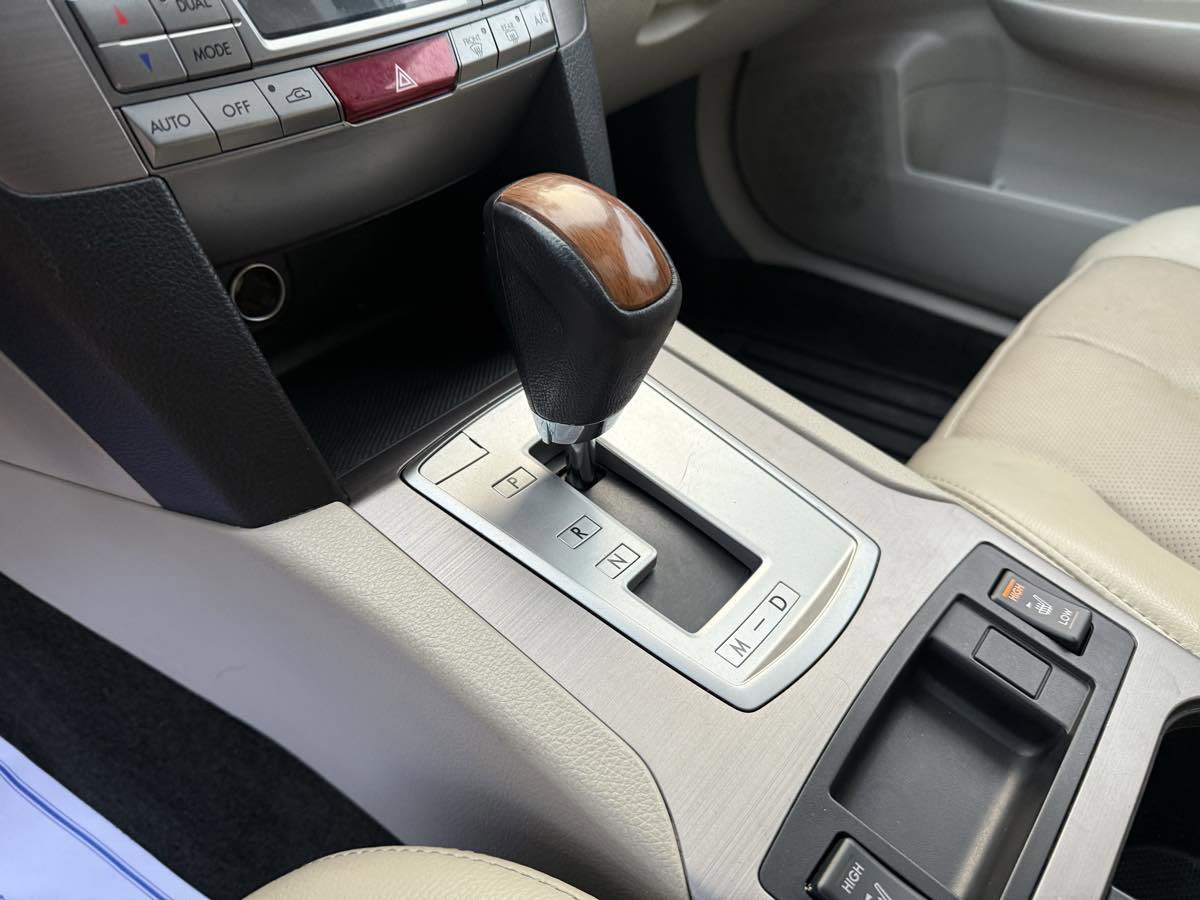 Used 2014 Subaru Outback 2.5i Limited image 13