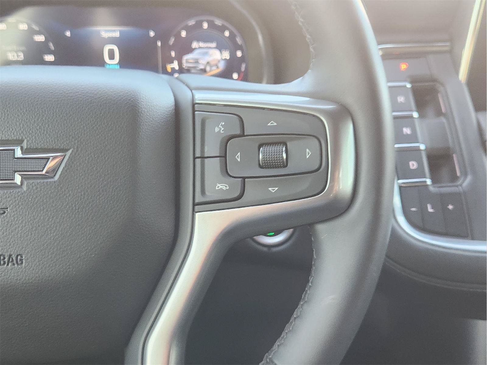 Used 2024 Chevrolet Tahoe Z71 w/ Luxury Package AWD/4WD image 29