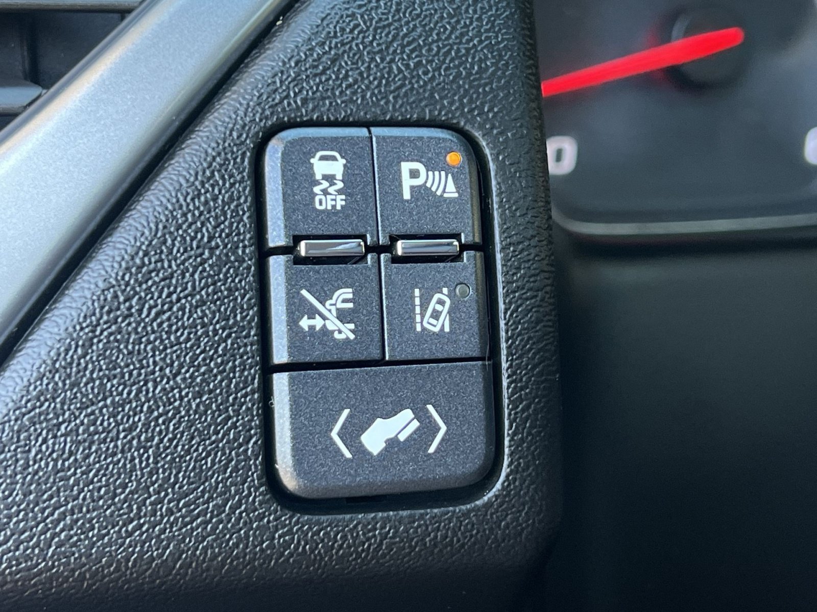 Used 2015 Chevrolet Suburban LTZ AWD/4WD image 34