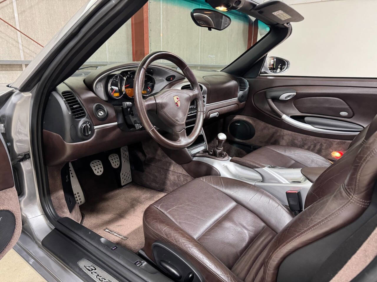 Used 2004 Porsche Boxster S image 18