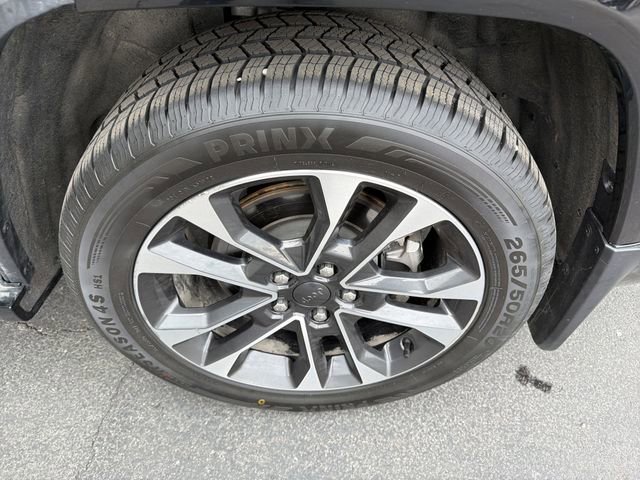 Used 2023 Jeep Grand Cherokee L Overland image 11