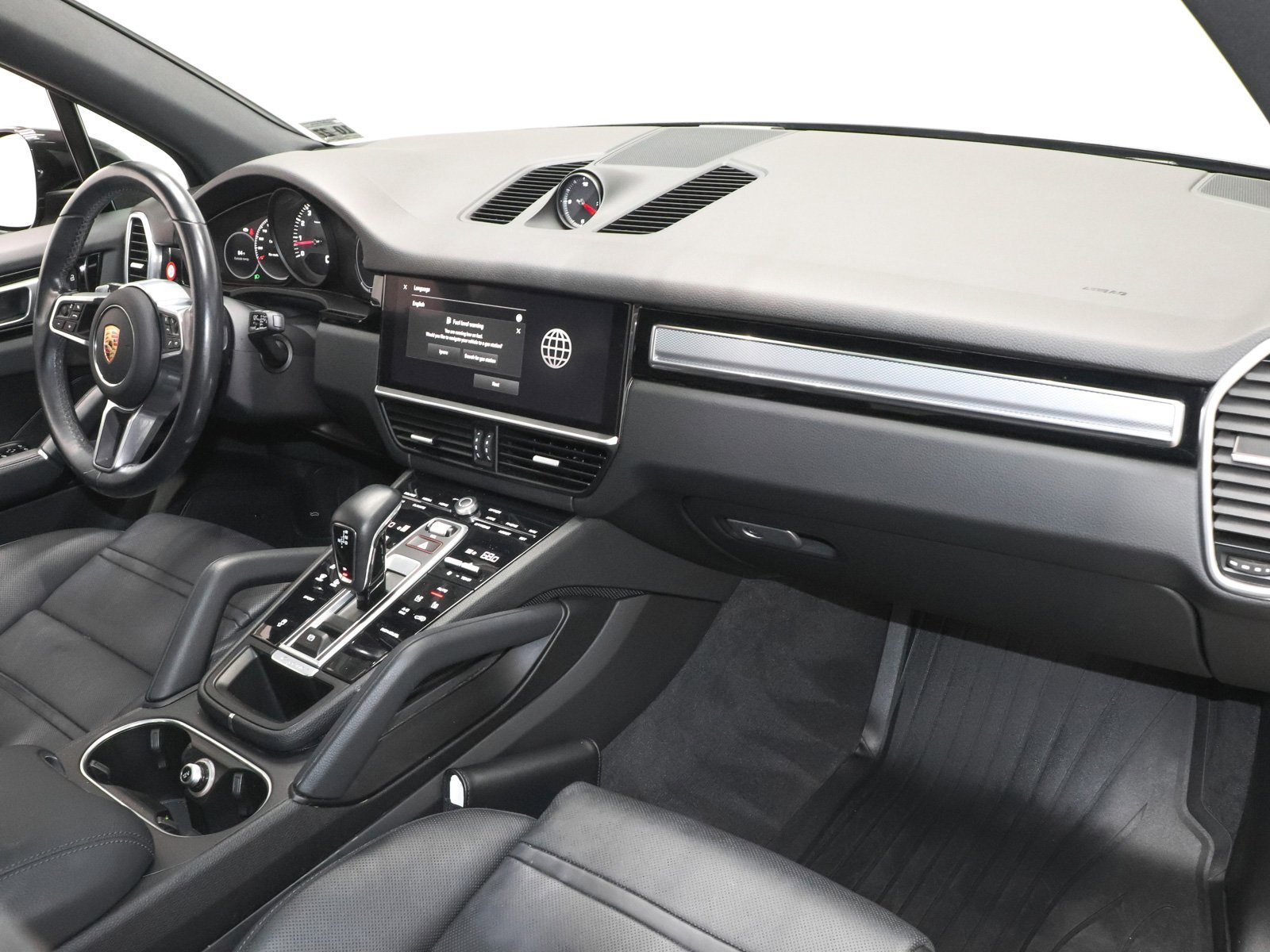 Used 2023 Porsche Cayenne Platinum Edition image 33