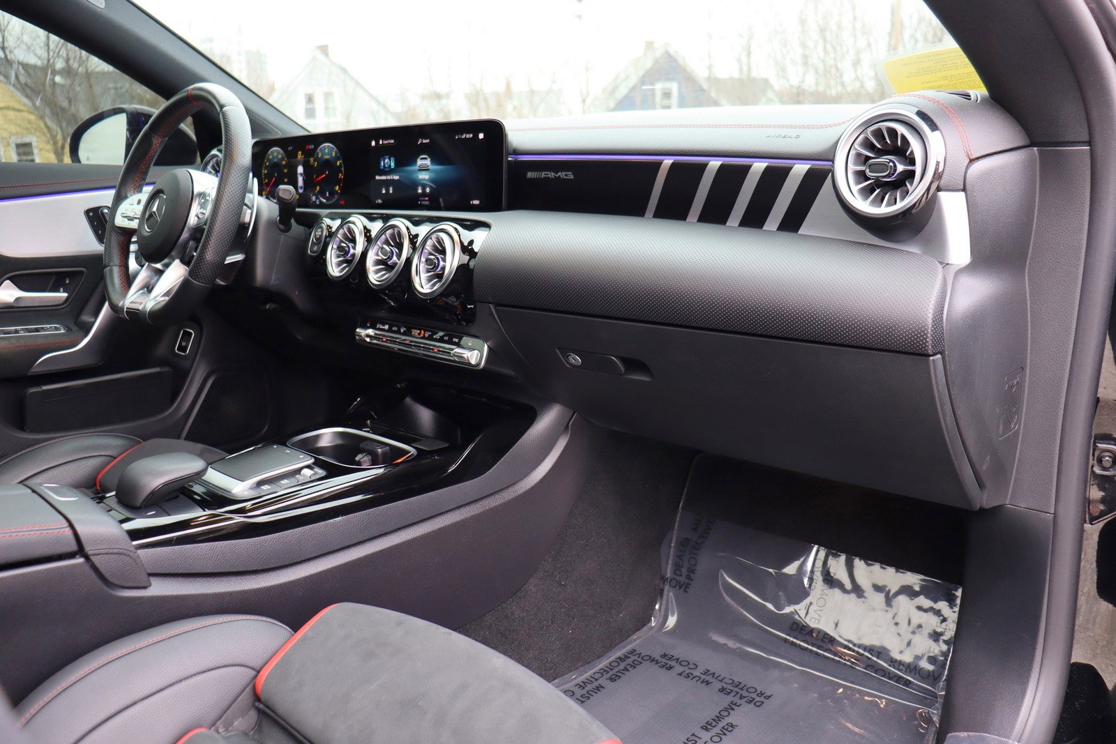 Used 2022 Mercedes-Benz CLA 35 AMG 4MATIC w/ AMG Performance Seat Package image 20