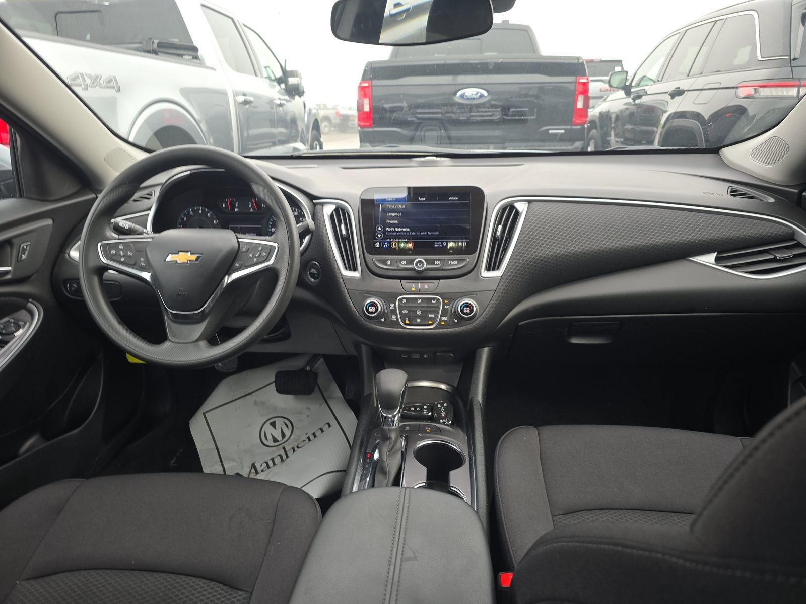 Used 2025 Chevrolet Malibu LT FWD image 17