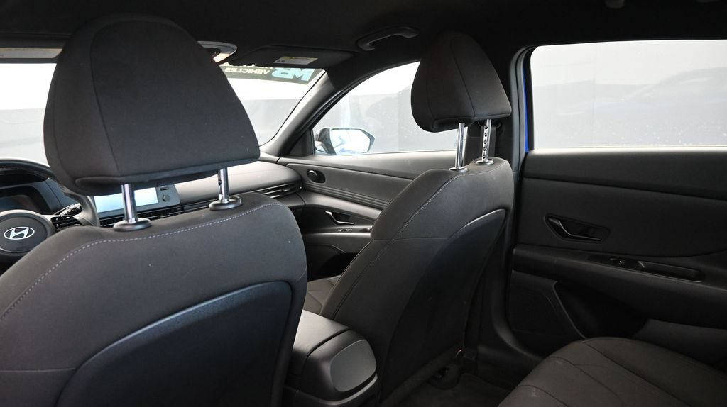 Certified 2025 Hyundai Elantra Sport FWD image 20