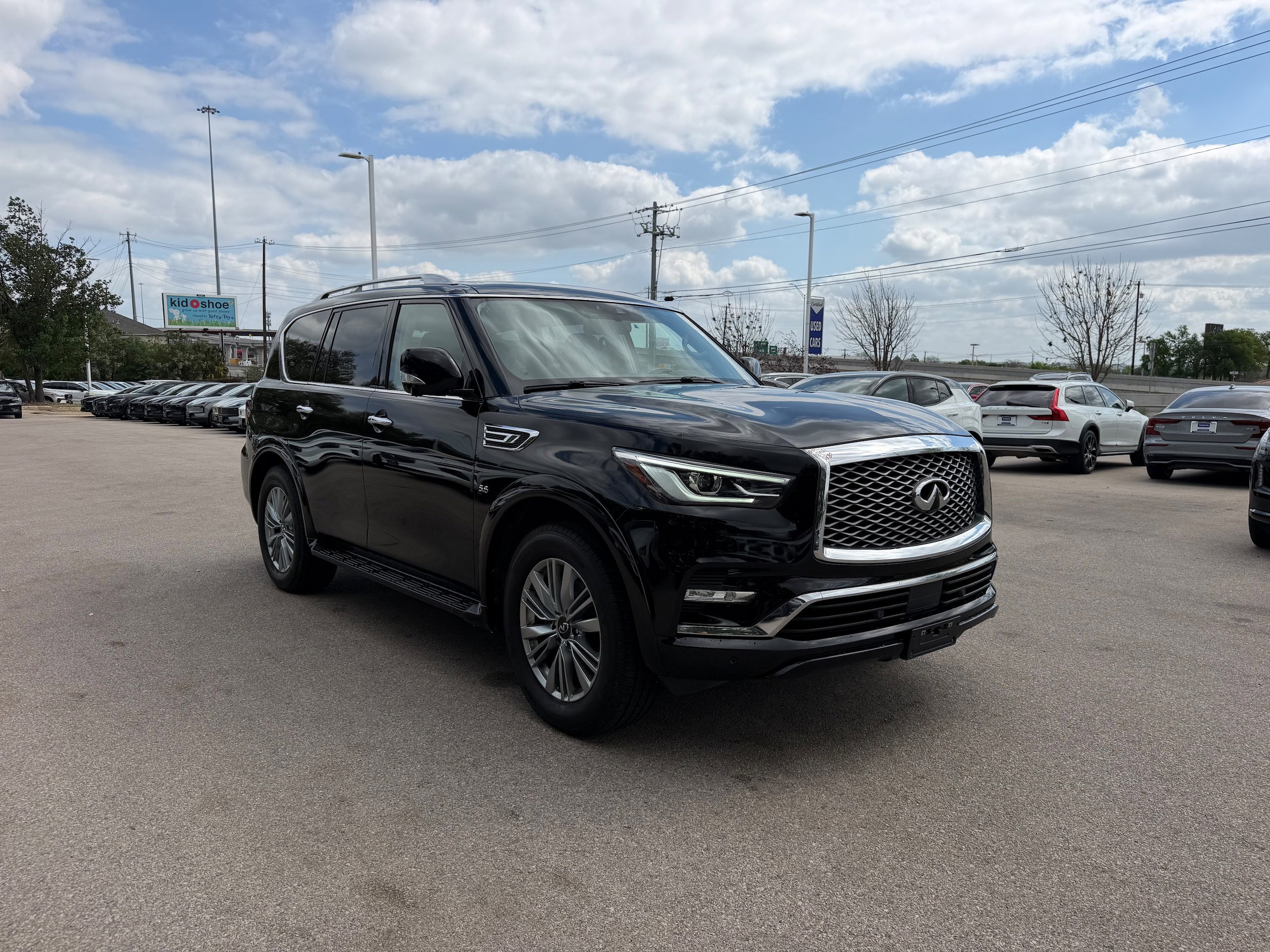 Used 2019 INFINITI QX80 Luxe RWD image 7