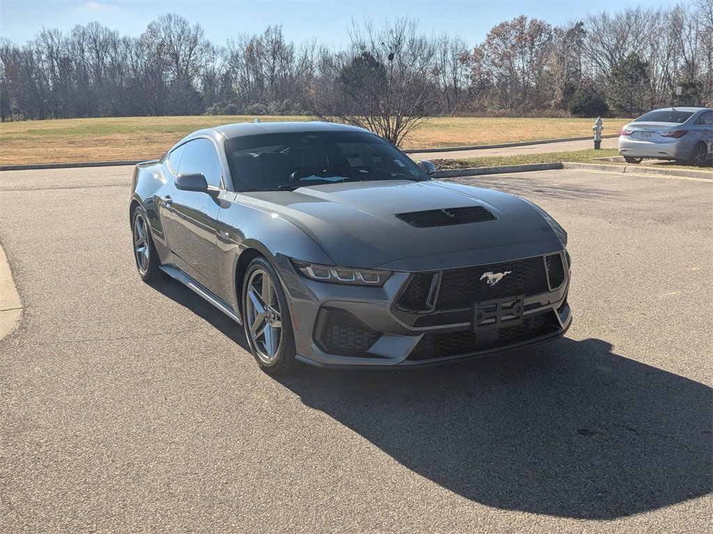 Used 2025 Ford Mustang GT Premium image 7