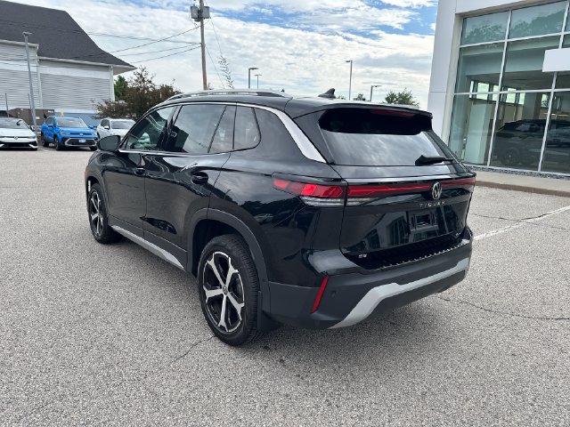 Certified 2025 Volkswagen Tiguan SE AWD/4WD image 6
