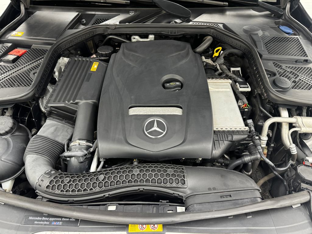 Used 2015 Mercedes-Benz C 300 4MATIC Sedan image 32