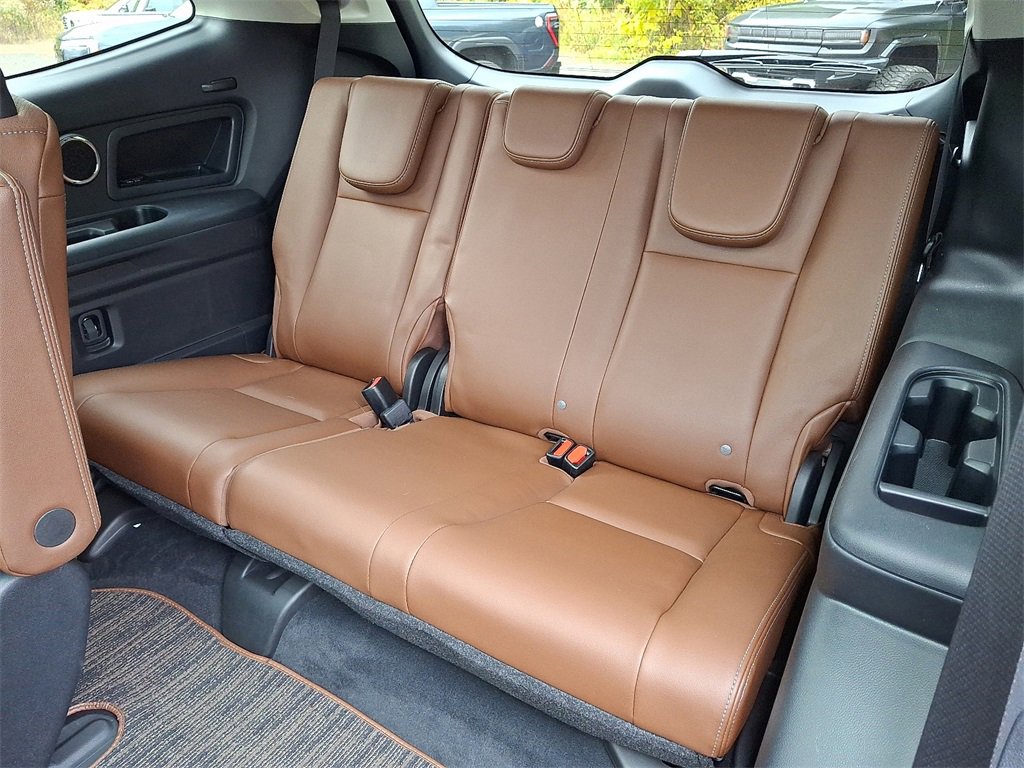 Used 2022 Subaru Ascent Touring image 10