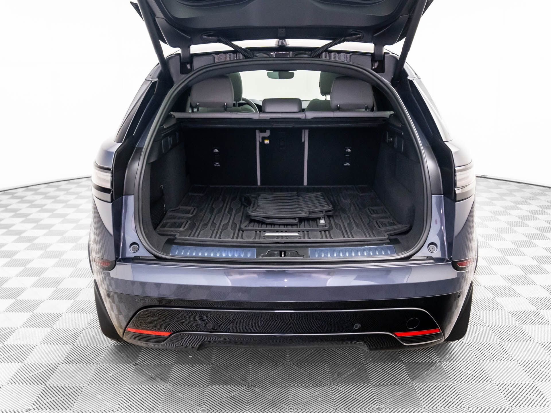 Used 2024 Land Rover Range Rover Velar Dynamic SE image 30