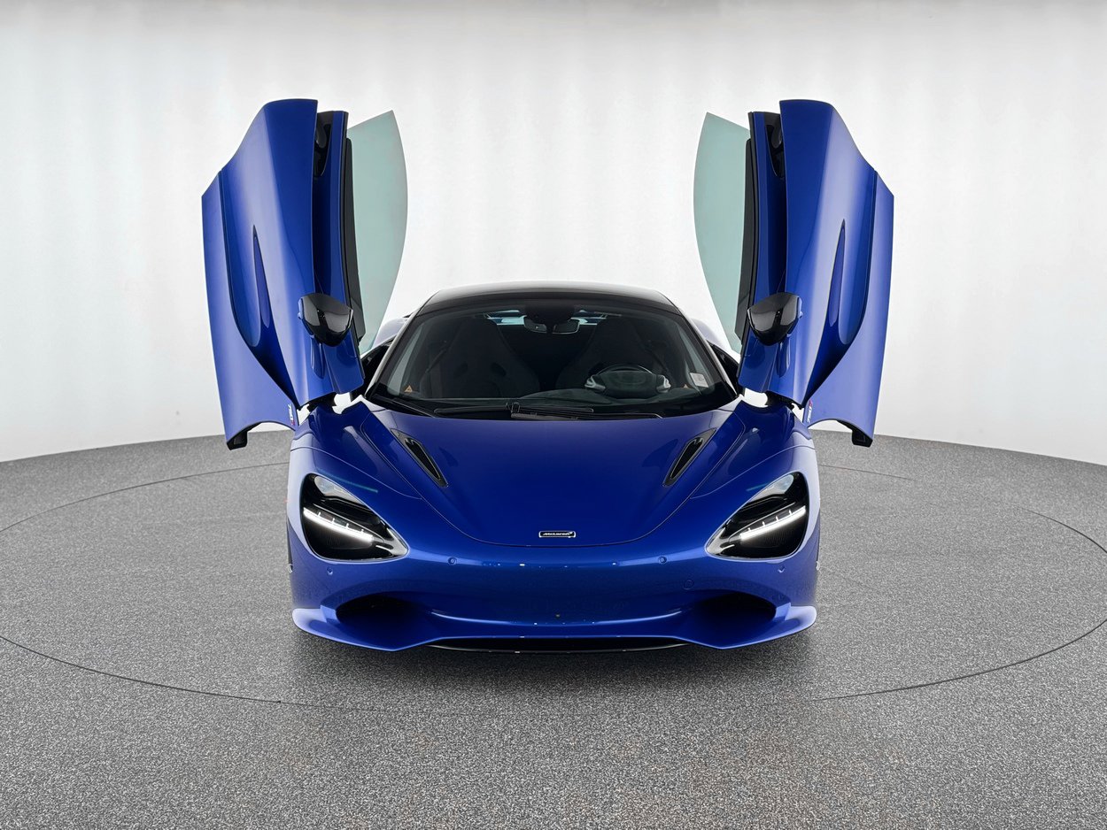 Used 2024 McLaren 750S Spider image 9