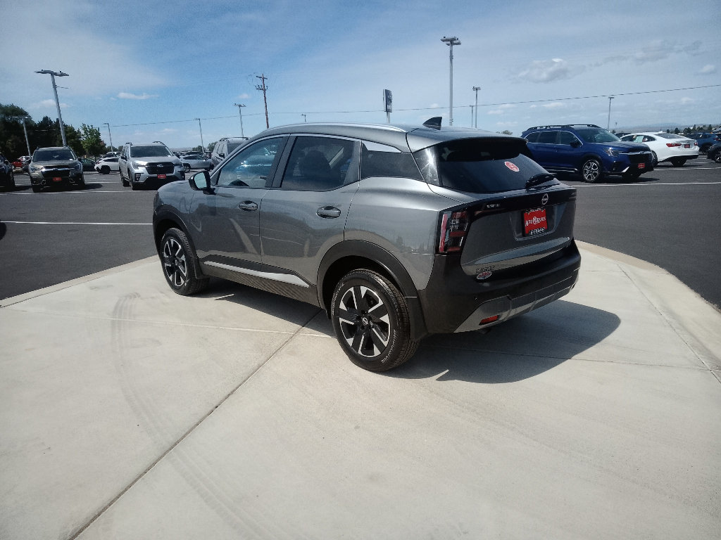 Used 2026 Nissan Kicks SV w/ Cold Weather Package AWD/4WD image 5