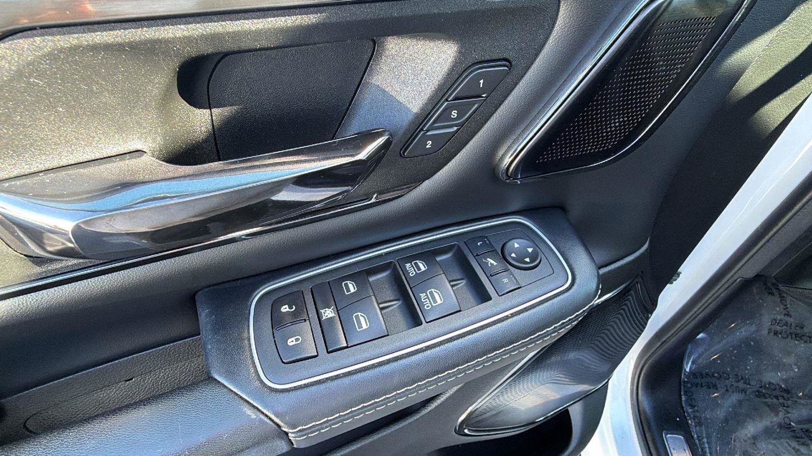 Used 2022 RAM 1500 Limited image 25