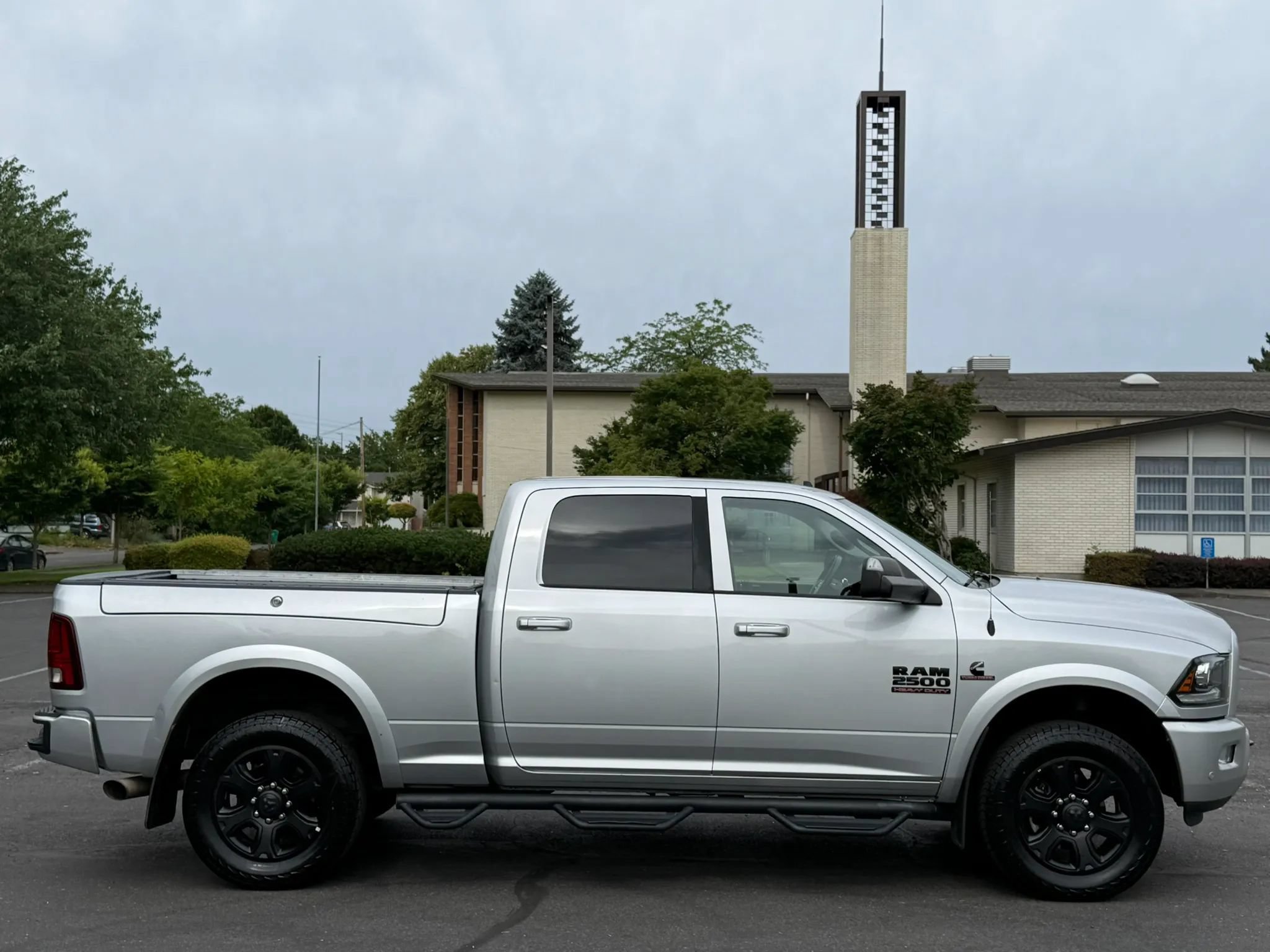 Used 2018 RAM 2500 Laramie w/ Sport Appearance Group AWD/4WD image 6