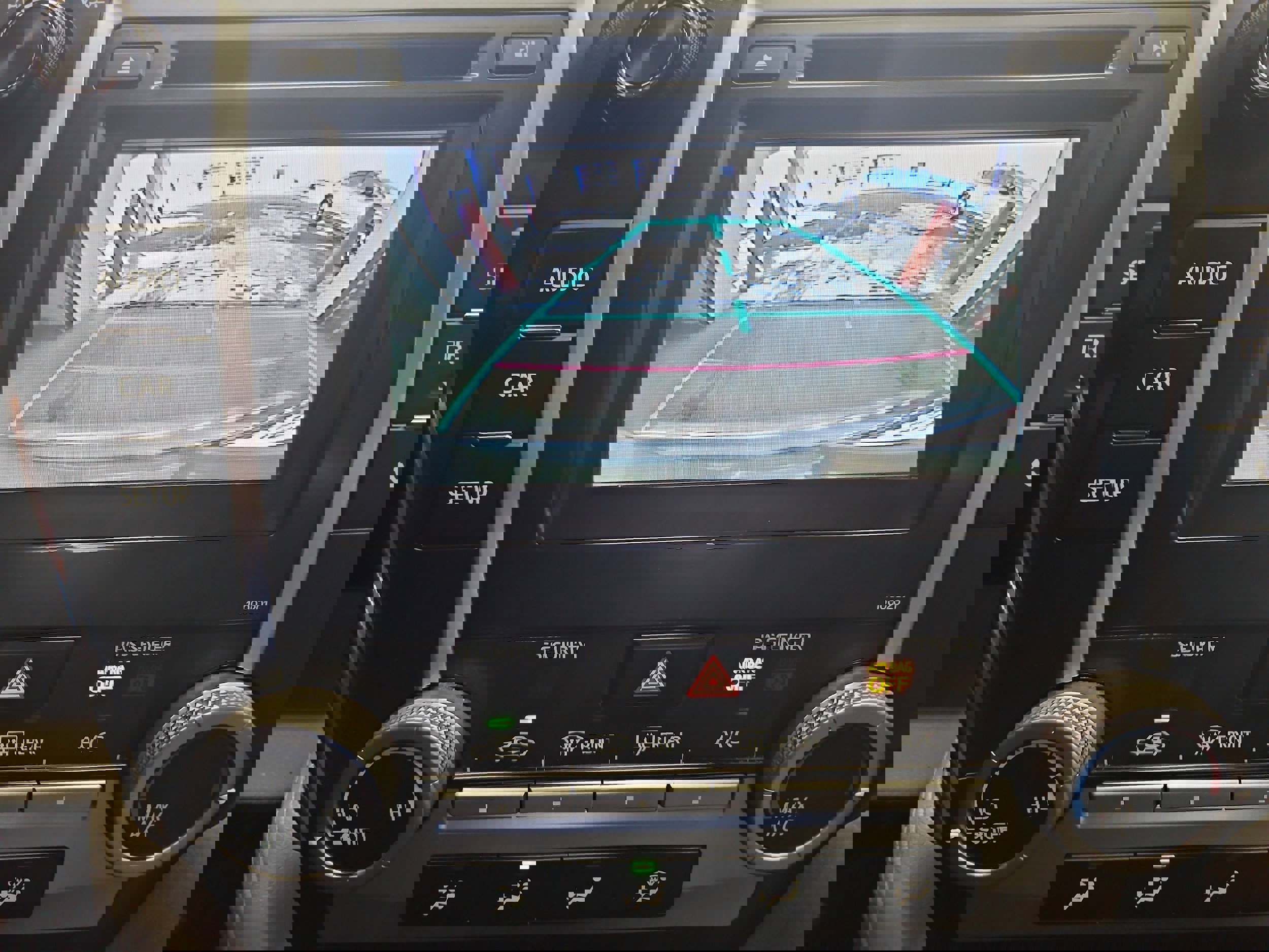 Used 2014 Toyota Camry LE image 15