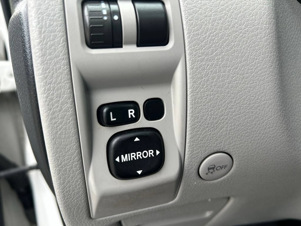 Used 2013 Subaru Forester 2.5X Premium AWD/4WD image 34