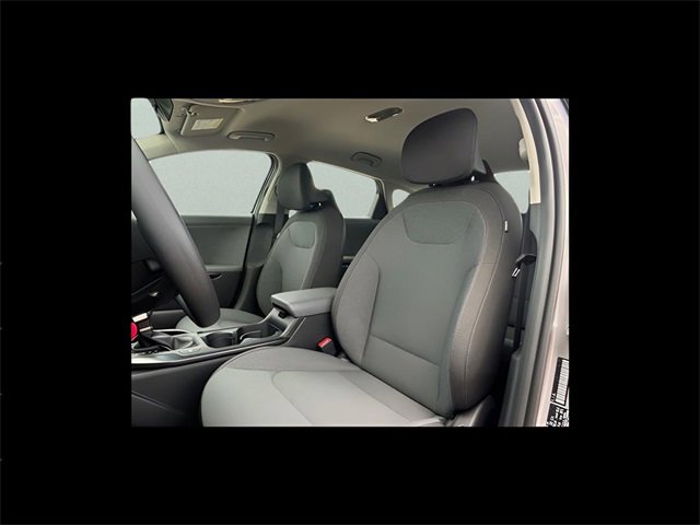 New 2025 Kia K4 LXS image 19