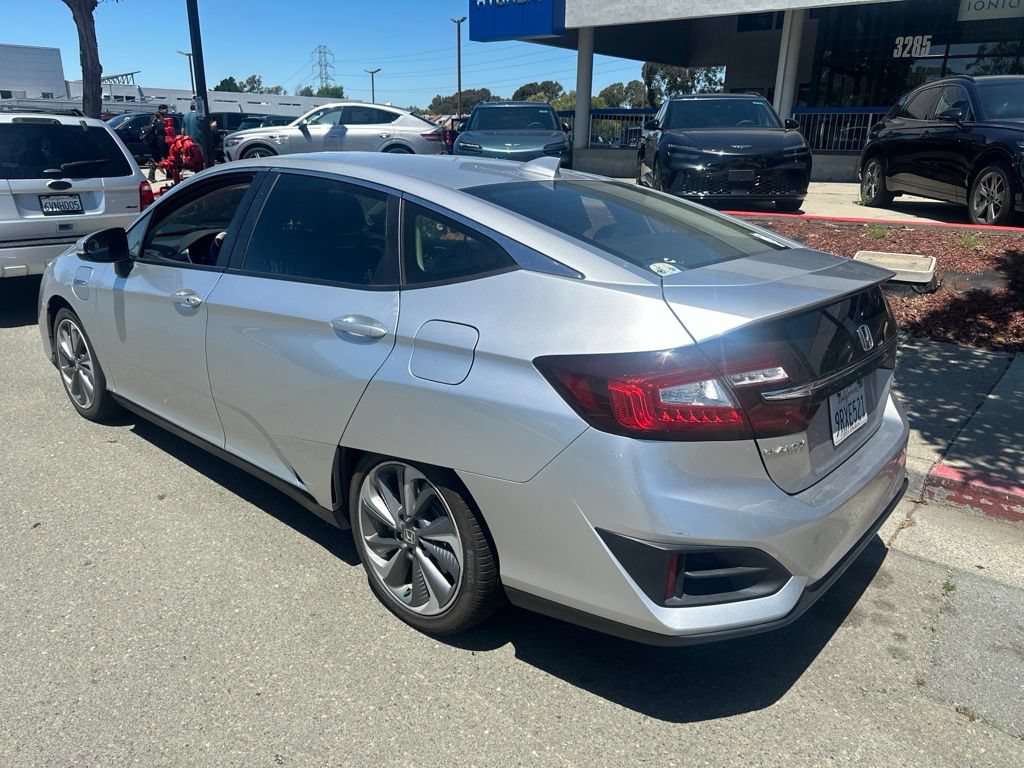 Used 2021 Honda Clarity Plug-In Hybrid image 2