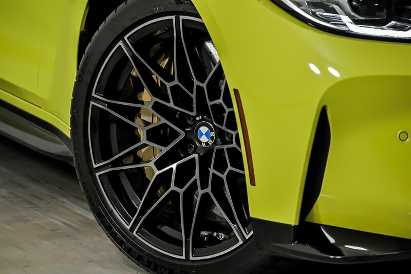 Used 2021 BMW M4 Coupe RWD image 4