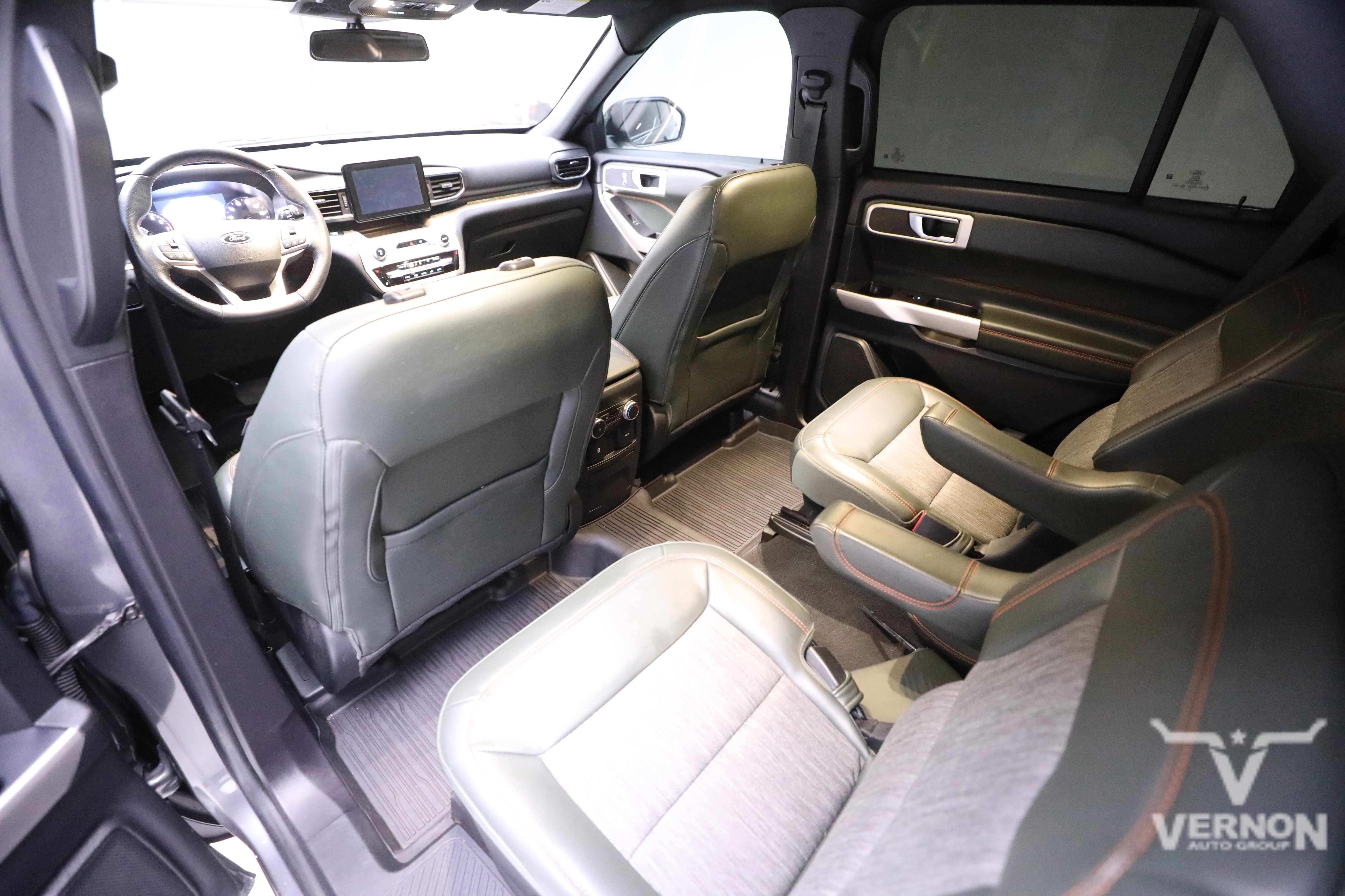 Used 2022 Ford Explorer Timberline image 9