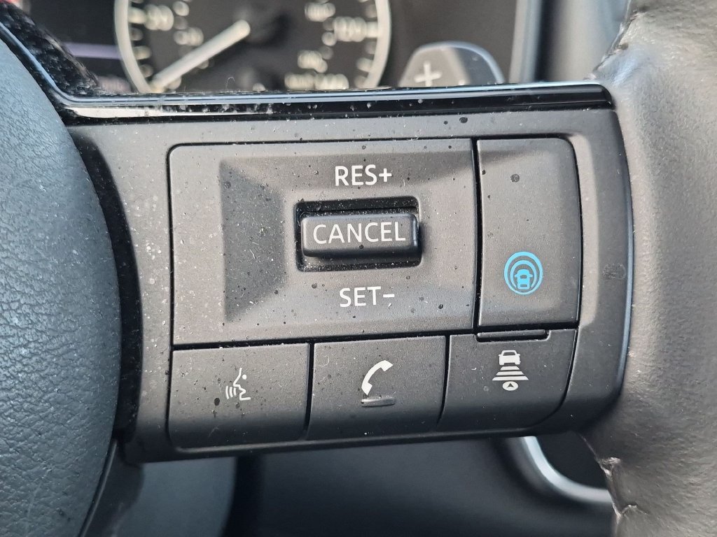 Used 2023 Nissan Rogue SV w/ SV Premium B Package AWD/4WD image 16