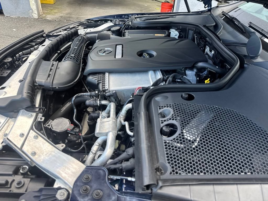 Used 2017 Mercedes-Benz E 300 4MATIC image 29