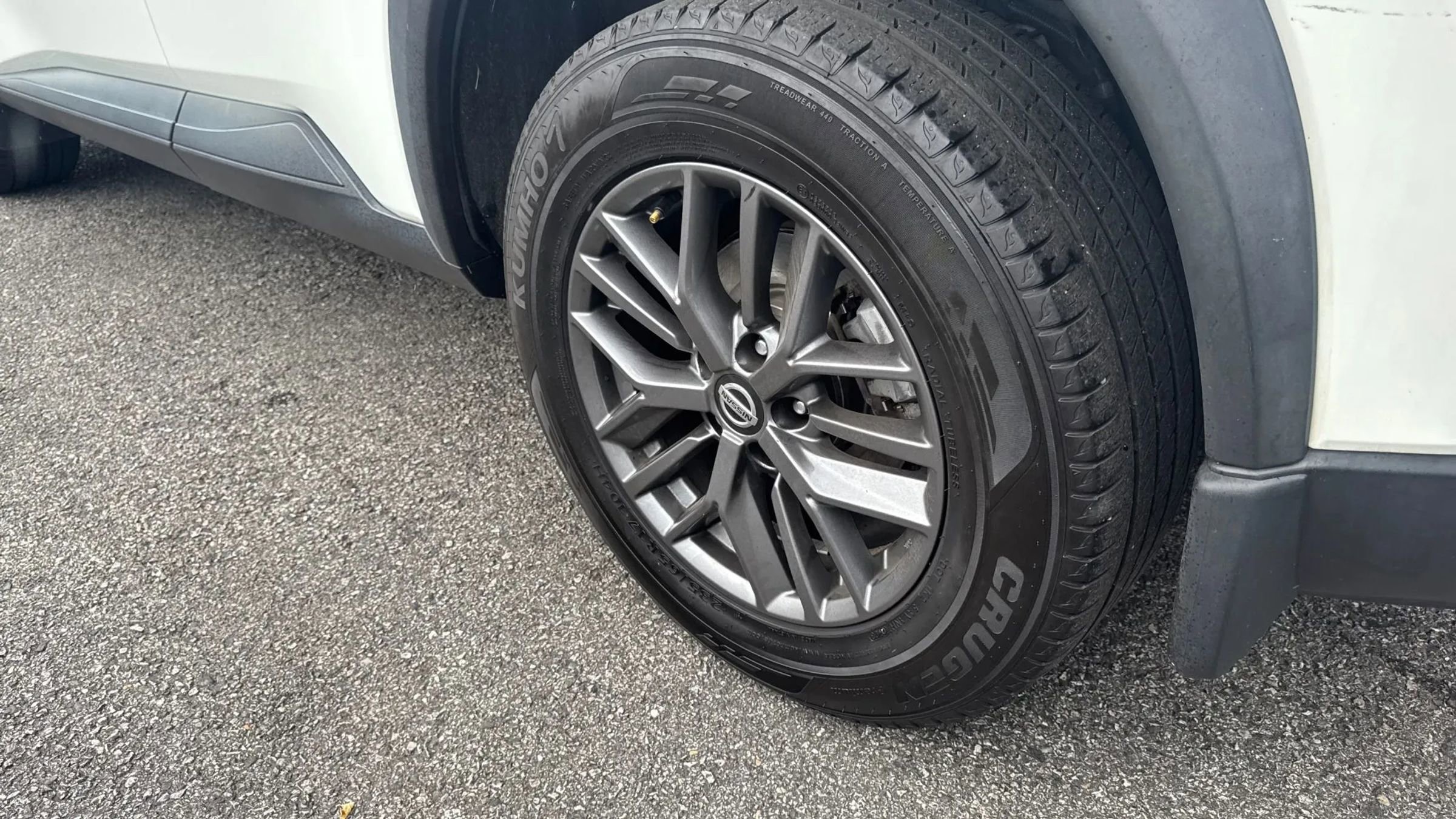 Used 2021 Nissan Rogue S image 16