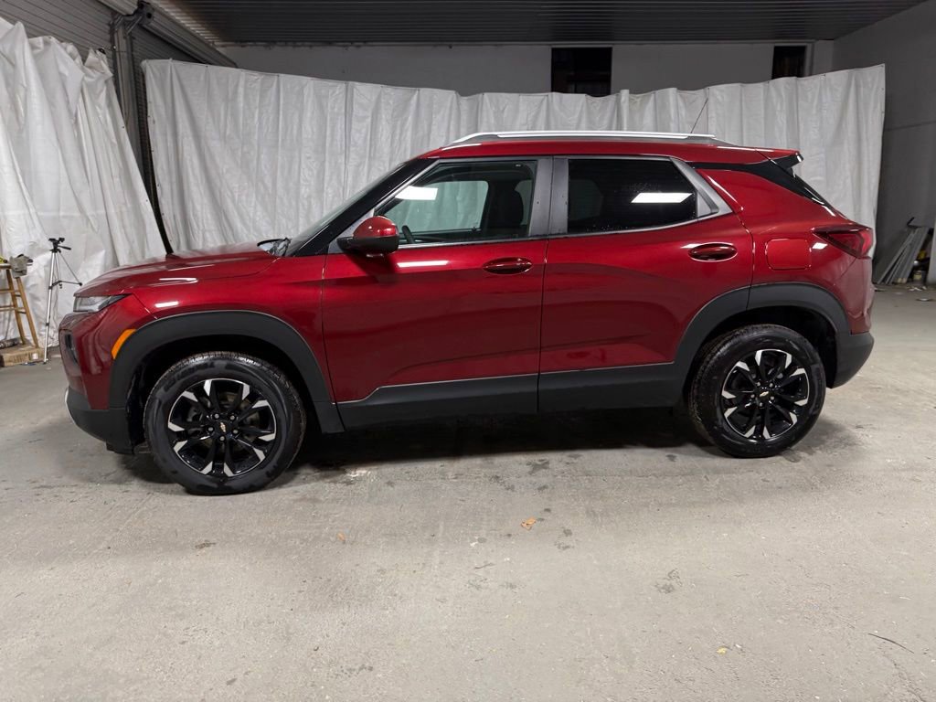 Used 2023 Chevrolet TrailBlazer LT w/ Convenience Package image 4