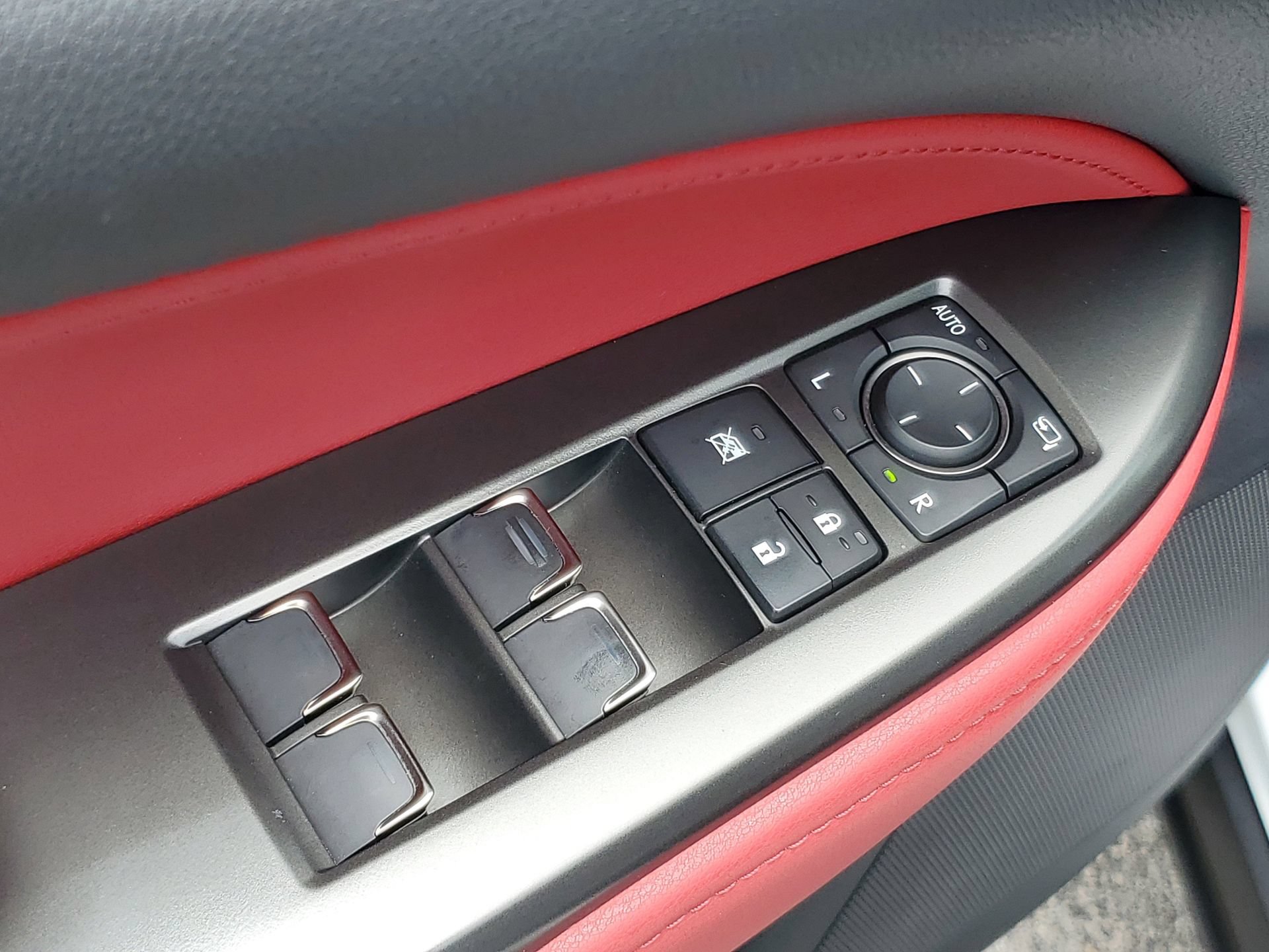 Used 2024 Lexus NX 350 F Sport AWD/4WD image 18