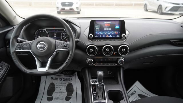 Used 2023 Nissan Sentra SV image 13