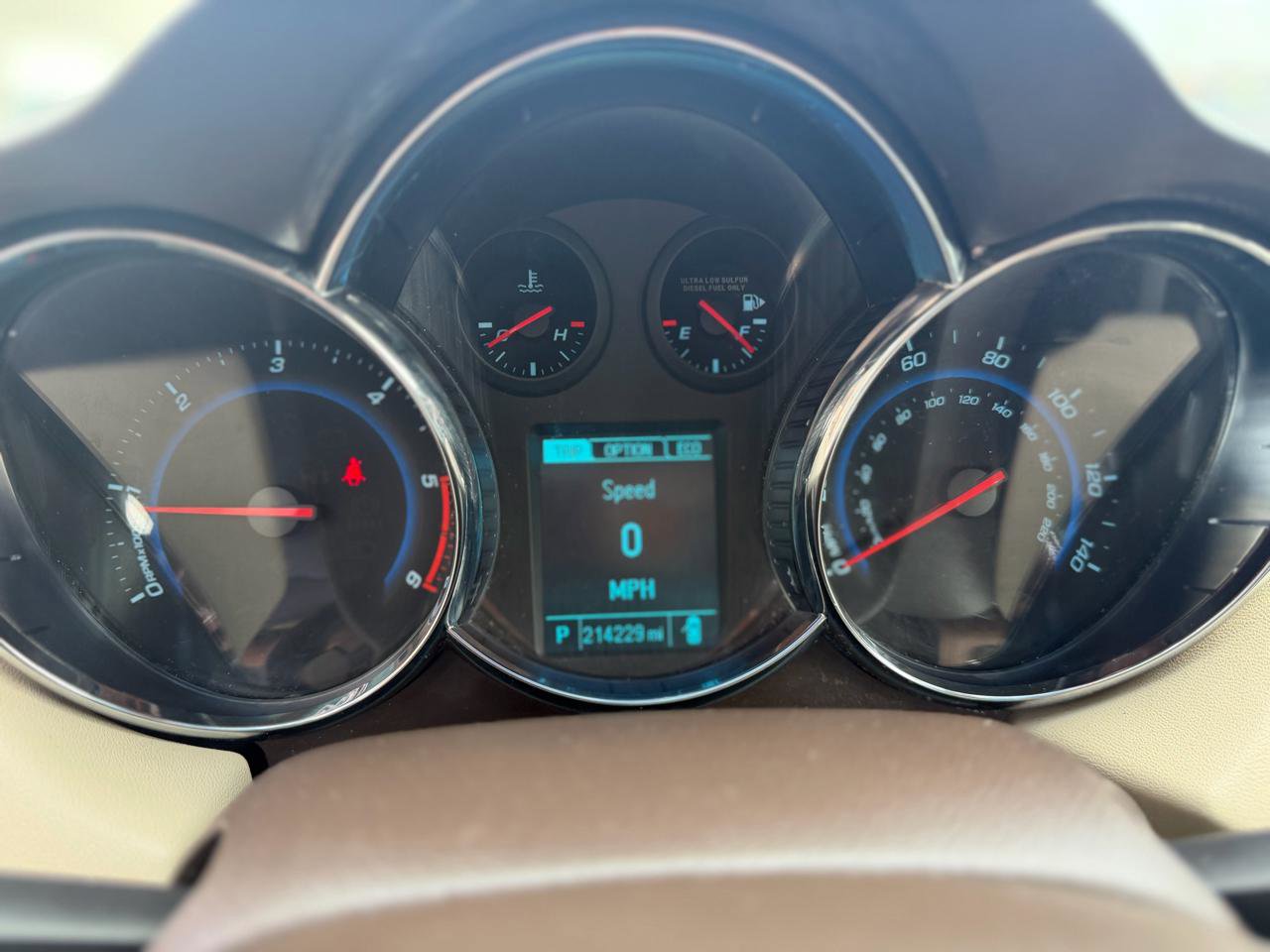 Used 2014 Chevrolet Cruze Diesel image 22