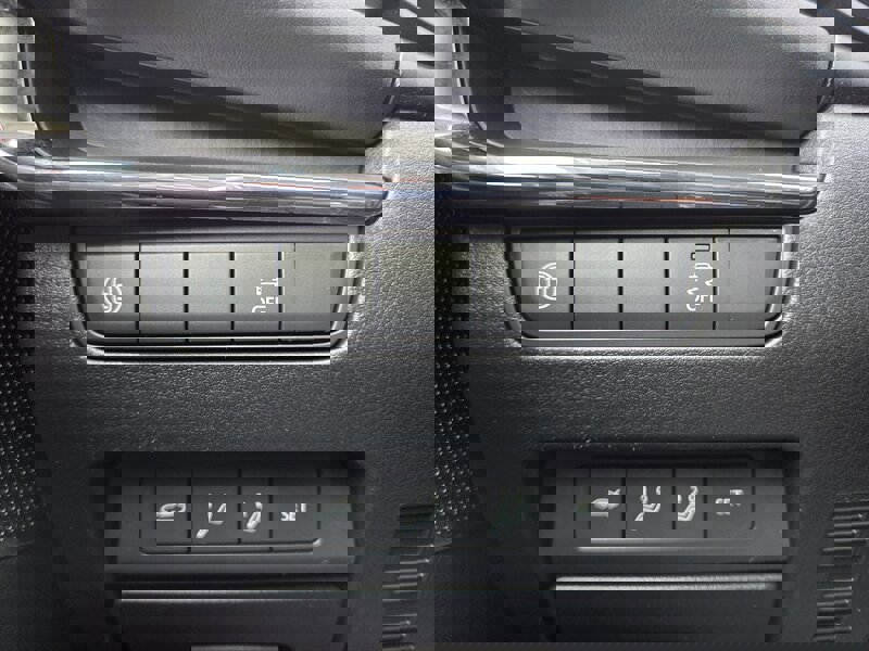 Used 2020 MAZDA MAZDA3 AWD Sedan w/ Premium Package image 15