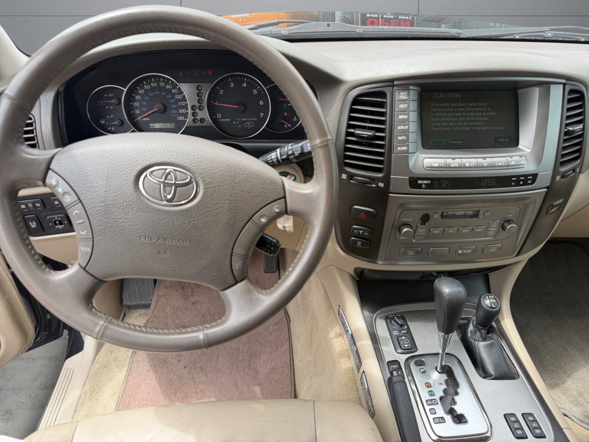 Used 2007 Toyota Land Cruiser AWD/4WD image 12