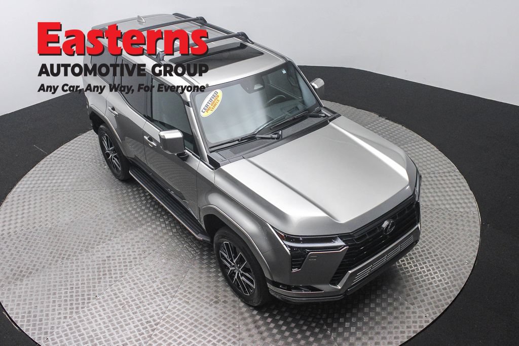 Used 2024 Lexus GX 550 w/ Cold Area Package AWD/4WD image 3