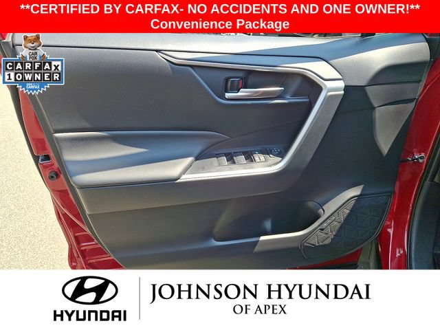 Used 2025 Toyota RAV4 XLE w/ Convenience Package FWD image 2
