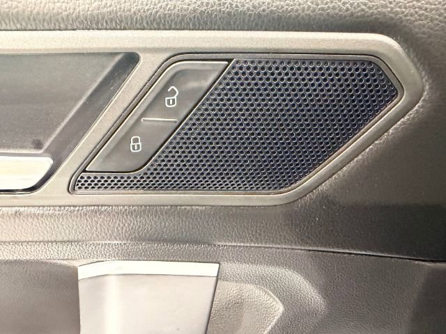 Used 2020 Volkswagen Tiguan S AWD/4WD image 28