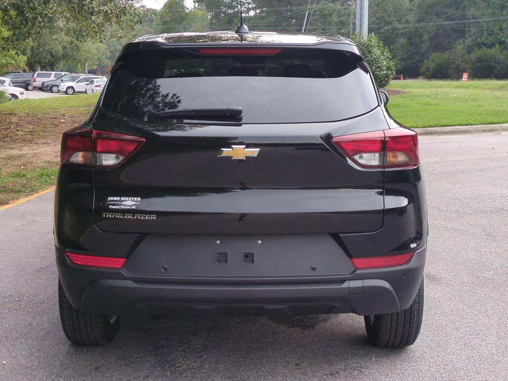 New 2026 Chevrolet TrailBlazer LS w/ LS Convenience Package FWD image 5