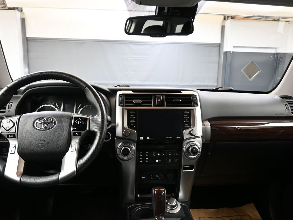 Used 2023 Toyota 4Runner Limited image 22