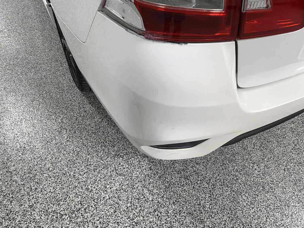 Used 2017 Nissan Sentra SR w/ SR Midnight Edition FWD image 32