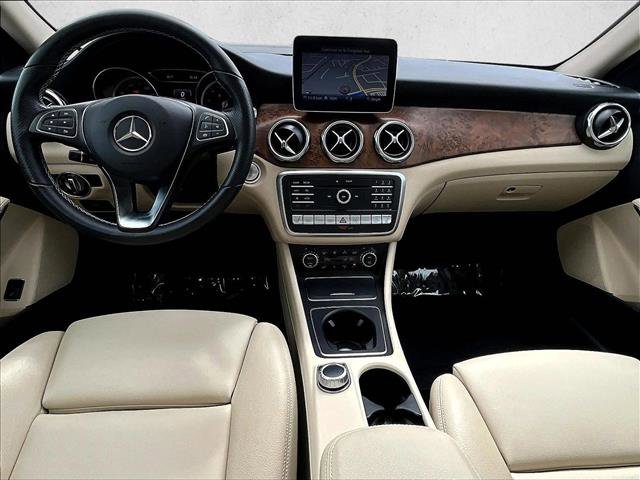 Used 2020 Mercedes-Benz GLA 250 4MATIC image 16