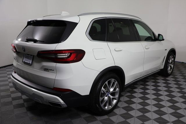 Used 2022 BMW X5 xDrive45e w/ Executive Package image 8
