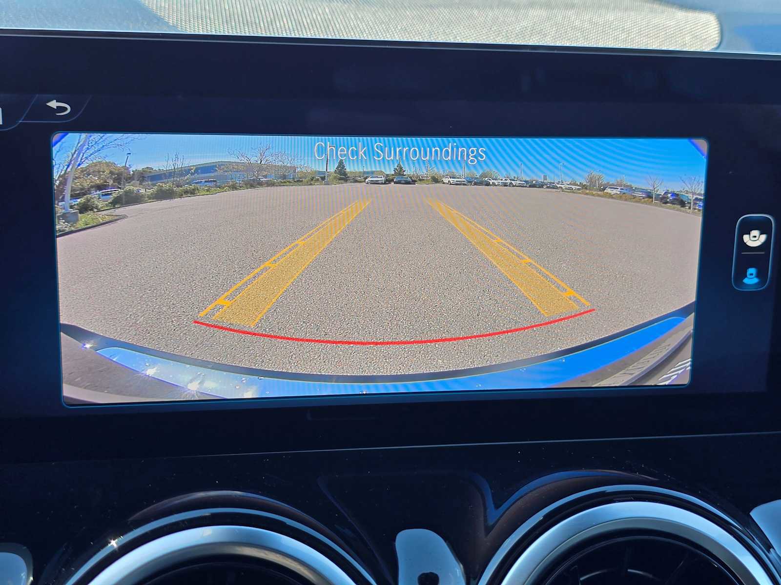 Used 2026 Mercedes-Benz GLB 250 image 30