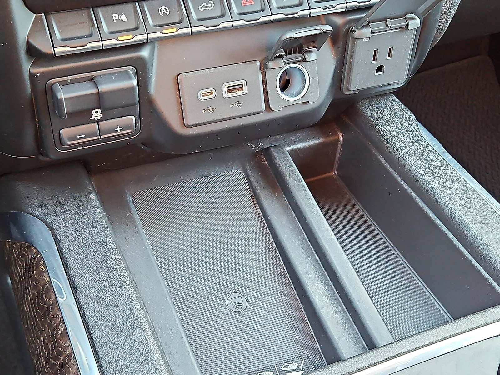 Used 2021 GMC Sierra 1500 Denali image 24