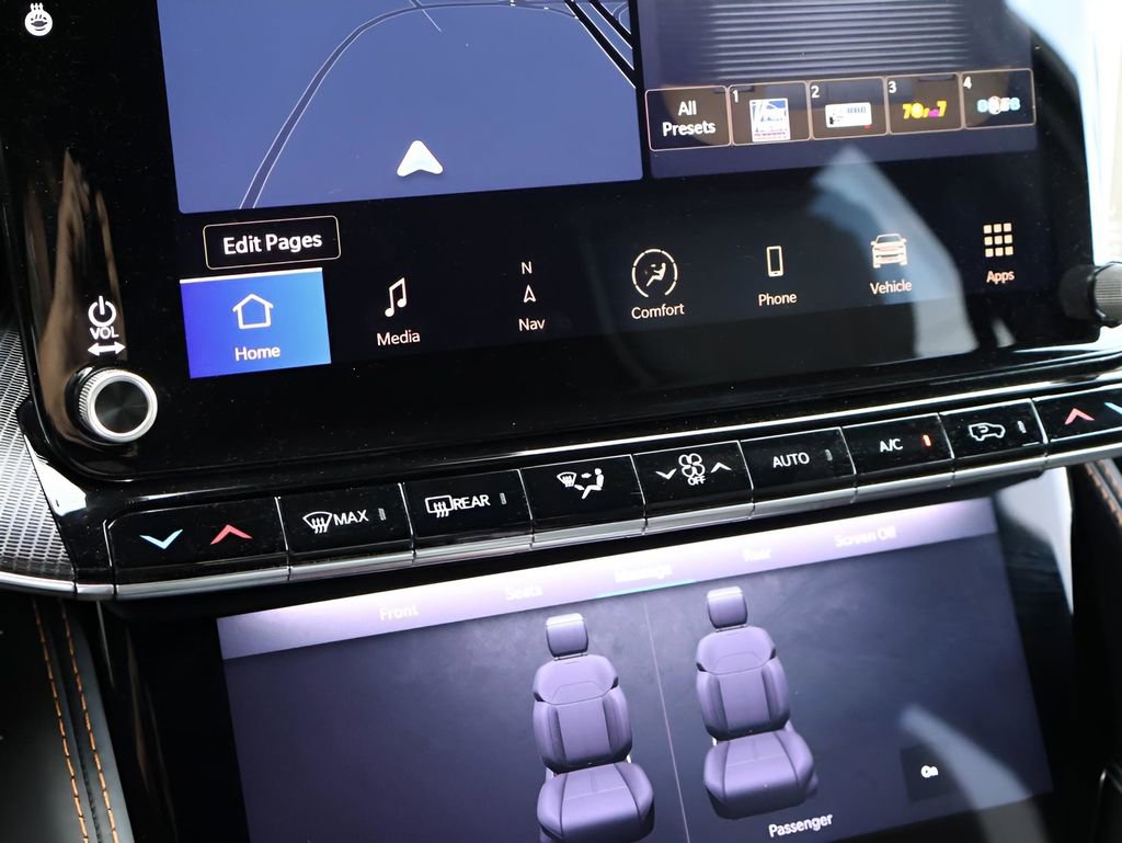 Used 2024 Jeep Grand Wagoneer Series III w/ Rear Seat Video Group 1 image 29