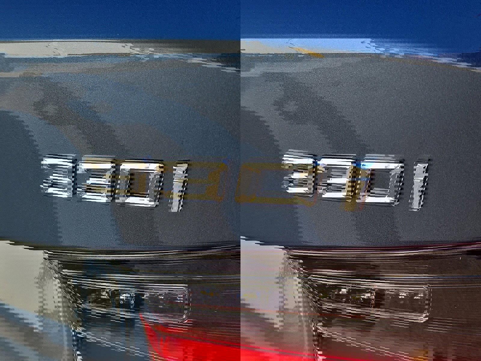 Used 2025 BMW 330i xDrive Sedan image 31