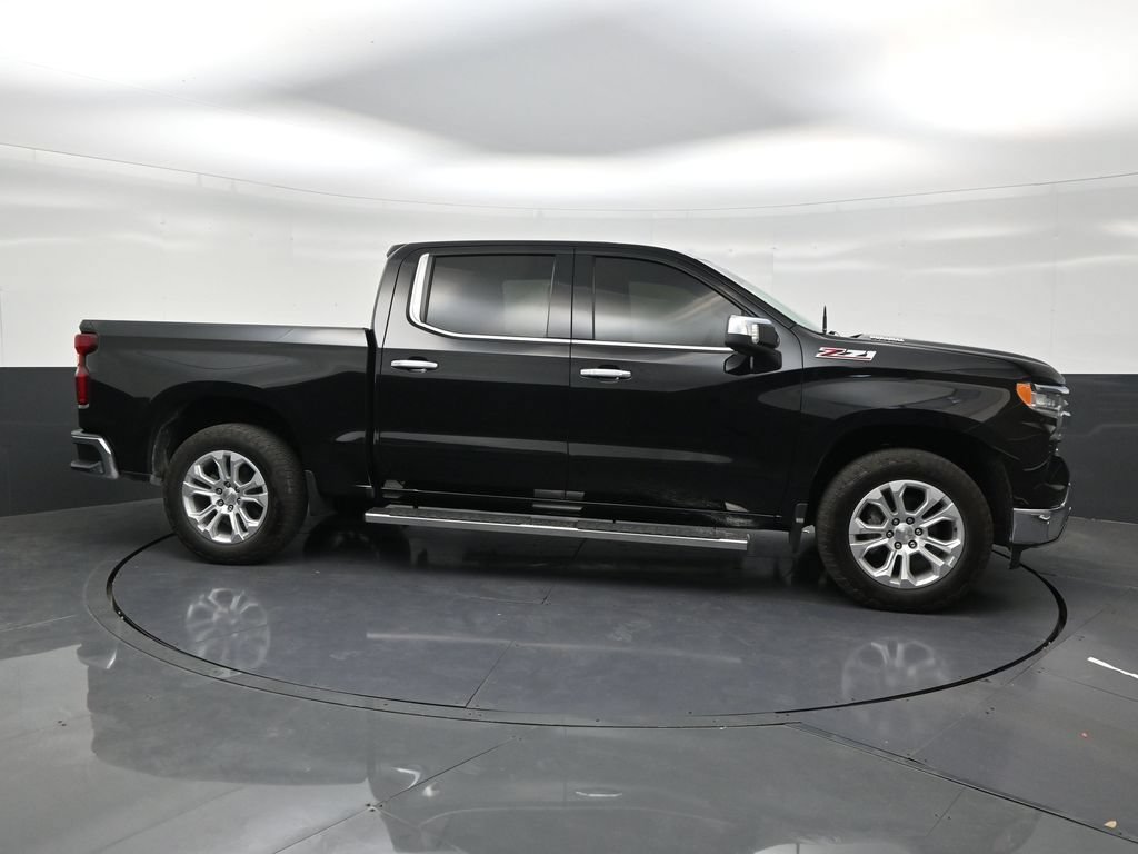 Used 2023 Chevrolet Silverado 1500 LTZ AWD/4WD image 6