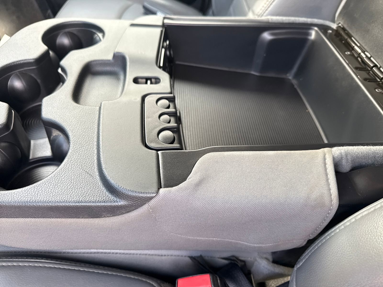 Used 2017 RAM 2500 Tradesman w/ Protection Group image 26